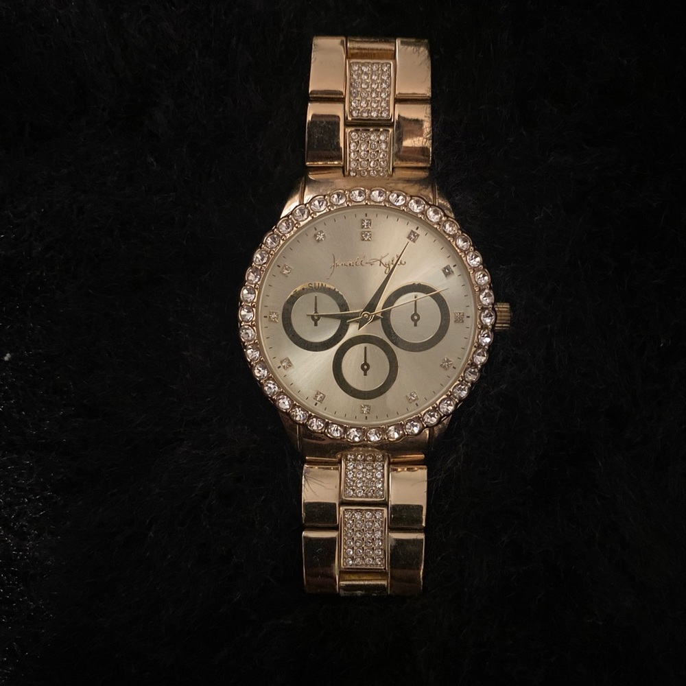 Kendall & Kylie watch